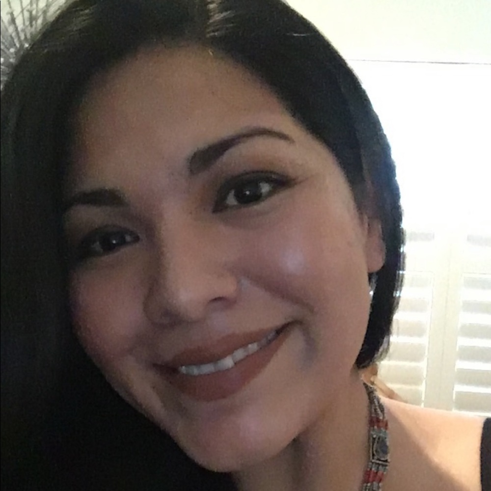 Meet your Posher, Ada